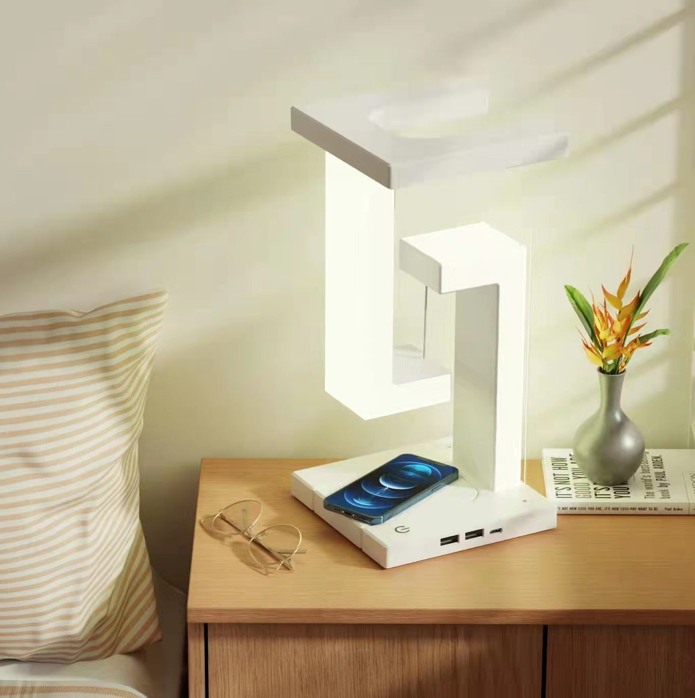 Levitating Table Lamp Wireless Charger